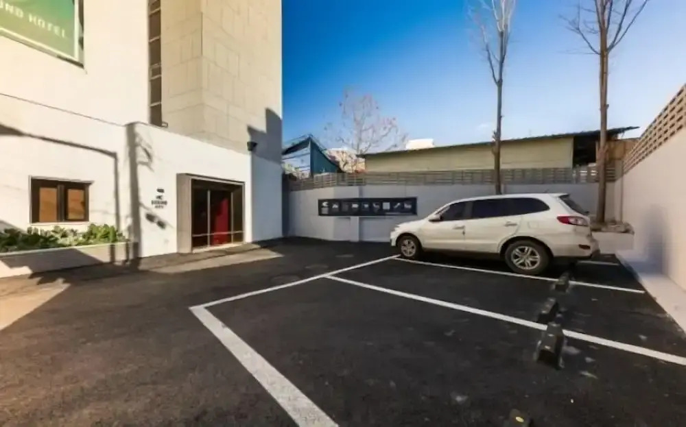 Hound Hotel Songtan