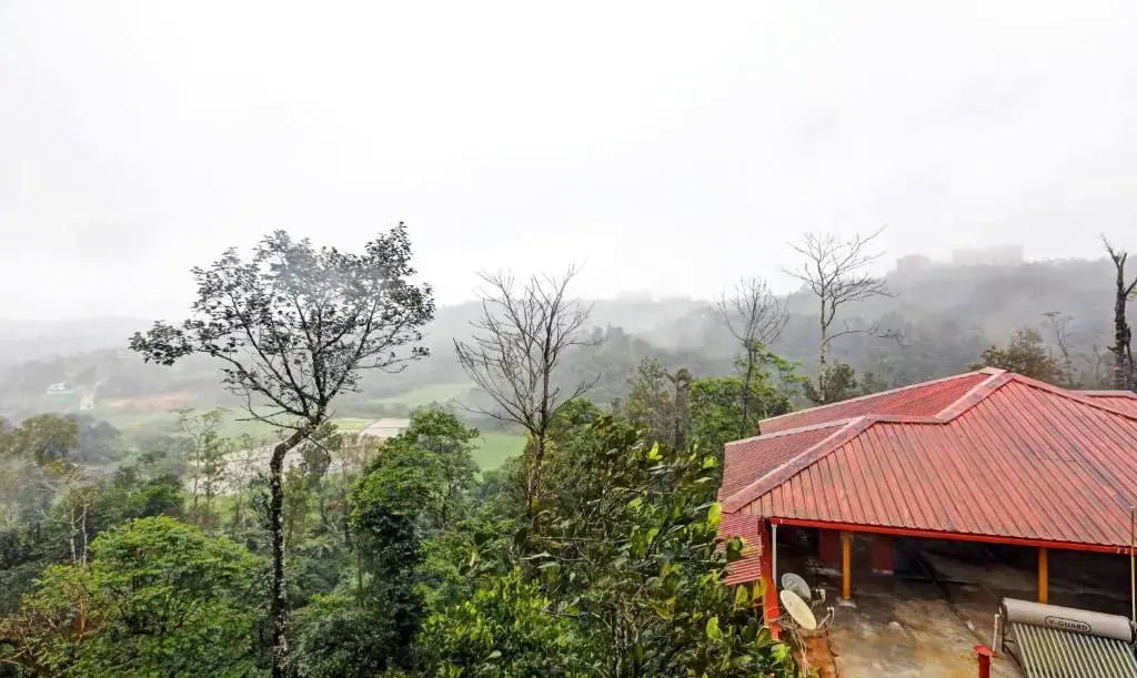 Itsy By Treebo - Iha Comforts With Mountain View