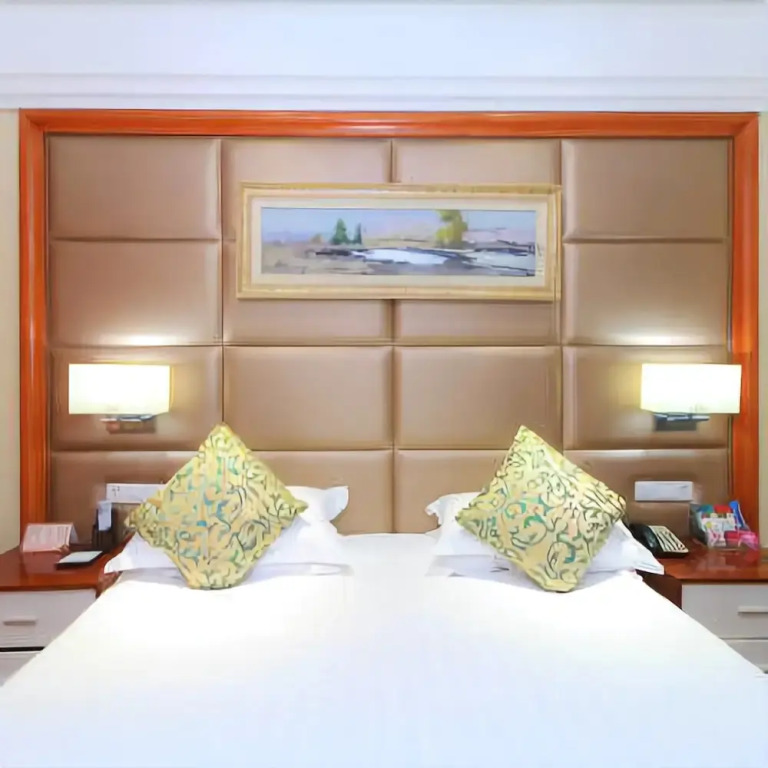 Meigaomei Hotel (Yongkang Automobile East Station International Convention and Exhibition Center)