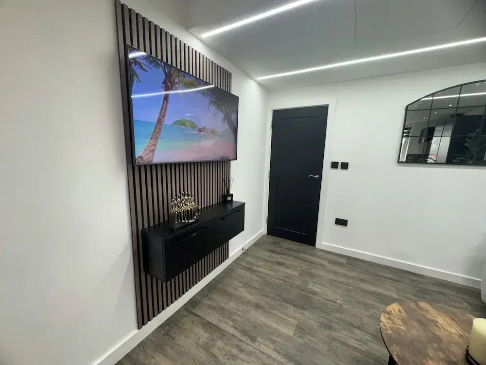 Luxury Flat in Uxbridge