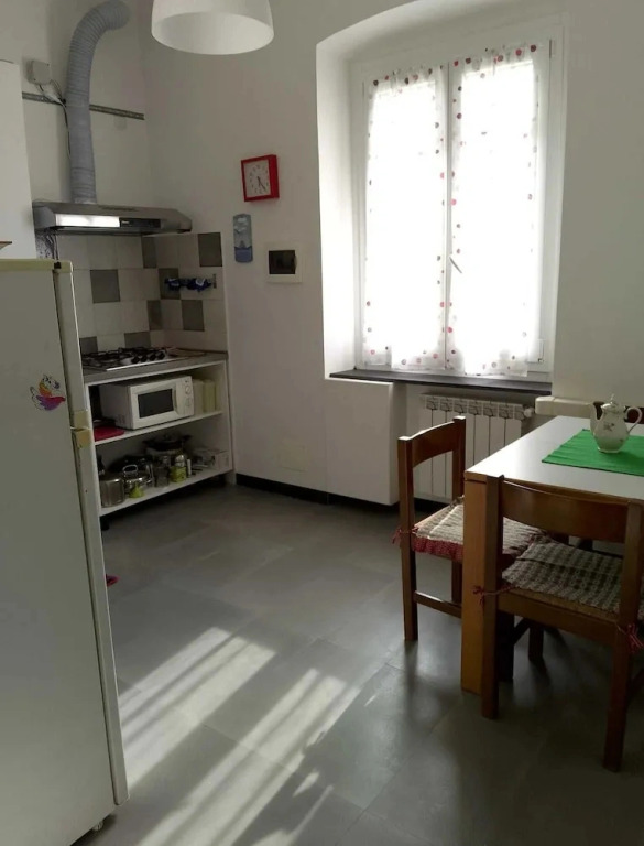 Charming 2-bedroom Apartment in the Heart of Genova