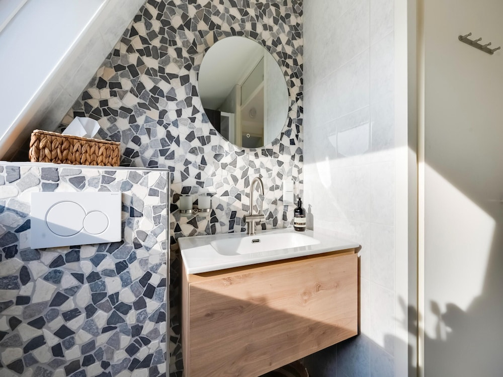 Holiday Home Noordwijk near Beach & Sauna