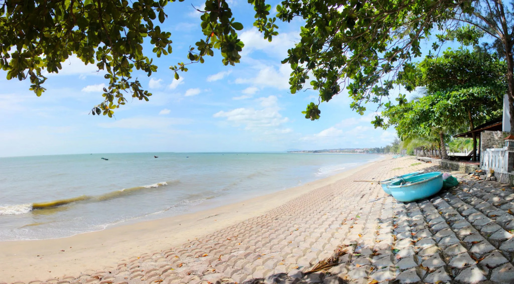 Sand Beach Resort