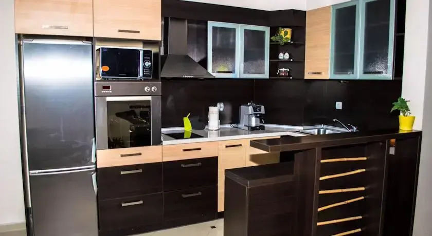 Happy Home Apartment
