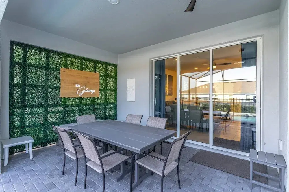 3285 Windsor Island