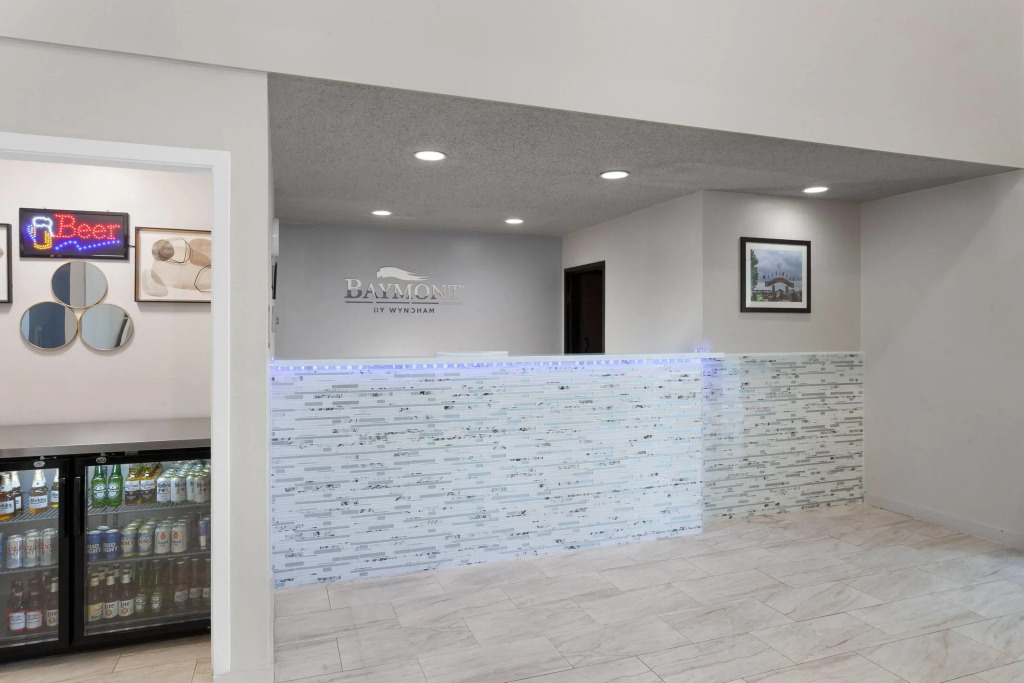 Baymont inn by Wyndham Oshkosh Airport