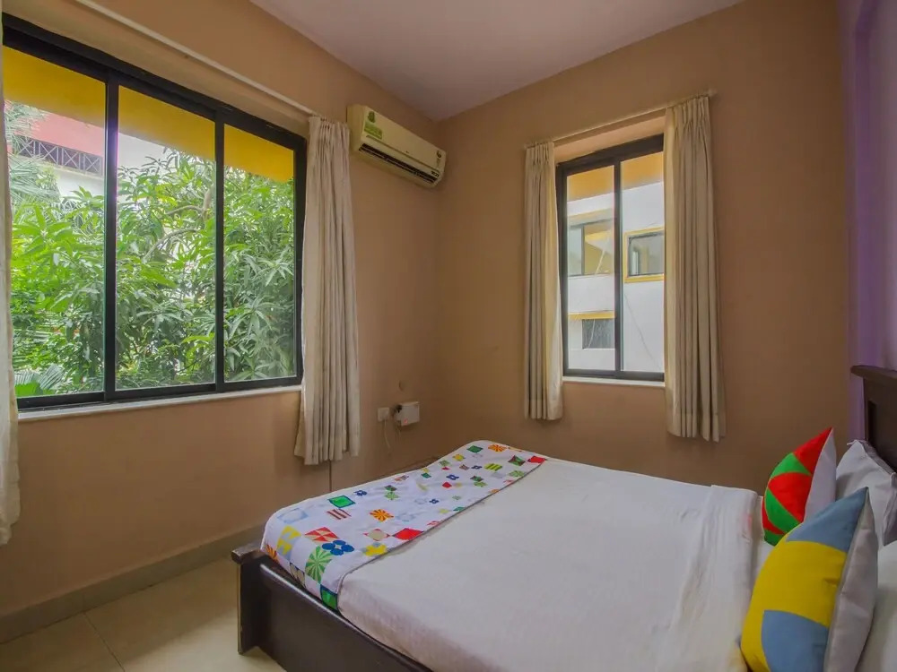 OYO 17028 Hotel Aviva Residency