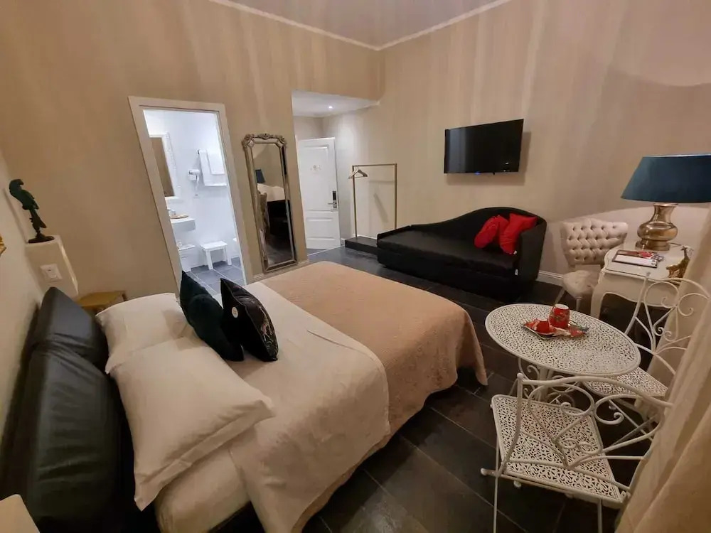 Domus Aurea Luxury