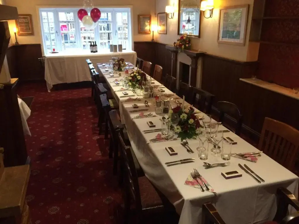 The Wheatsheaf Inn