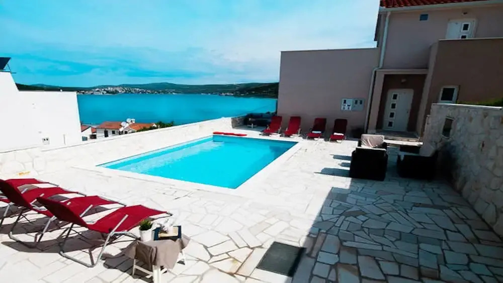 Villa Mona