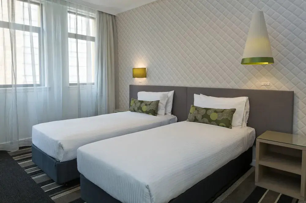 Metro Hotel On Pitt