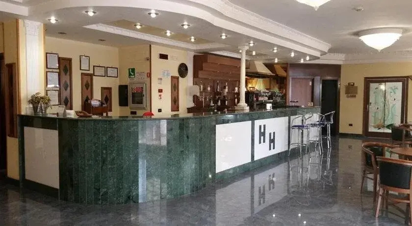 Hotel Holiday