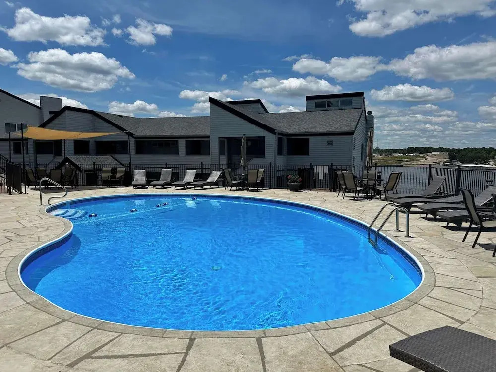 Osage Oasis Unmatched Views, Convenient Location