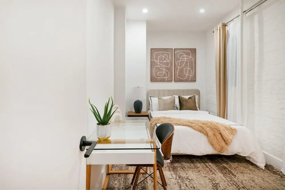 1290-7 New Renovated 2 Bedrooms in UES