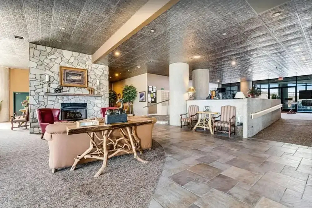 Uhost AI 2BR Condo w Balcony Great Views