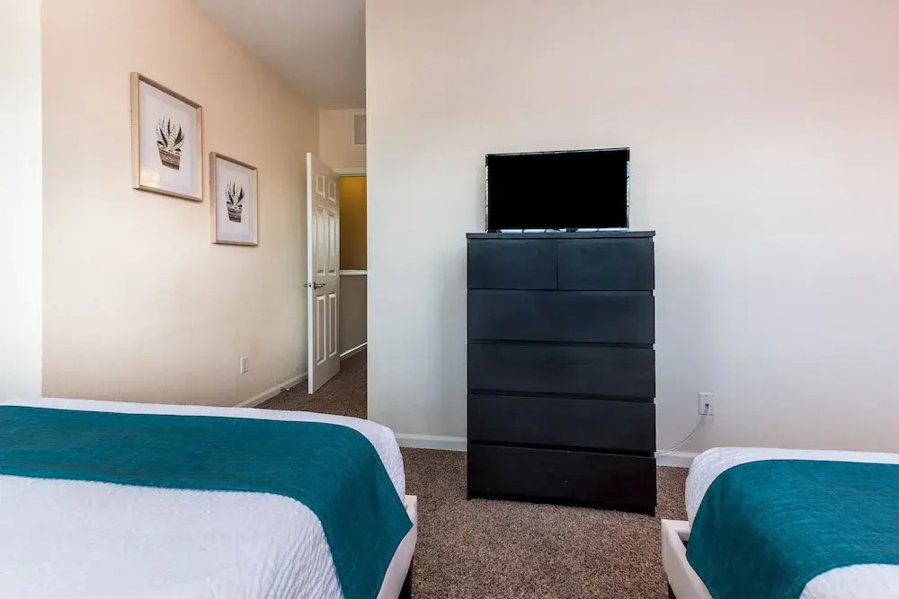 5050 Tideview Circle #77