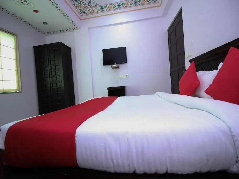 OYO 15896 Hotel Jal Mahal Haveli