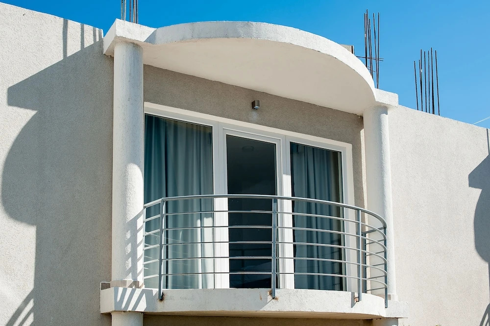 Open Sea Apartments