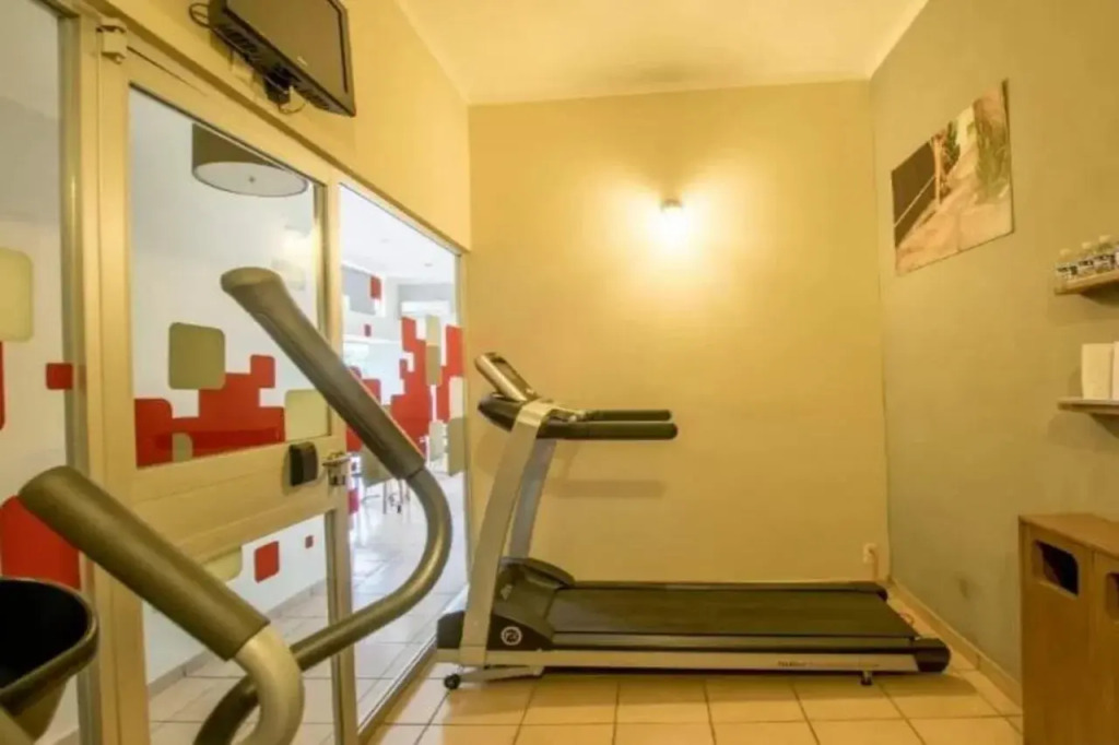 Hotel Mateos 1215
