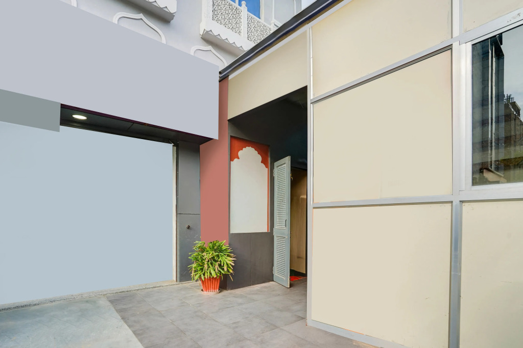 Hotel O JLN Marg Malviya Nagar Formerly Hotel Braj Haveli