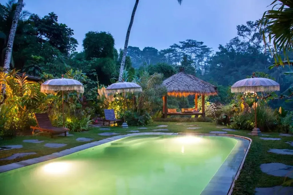 Villa Mahadevi 1 Open-Air Jungle Joglo Near Ubud