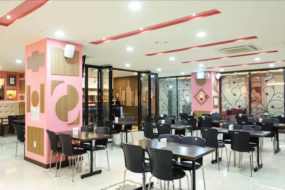 Jm Hotel