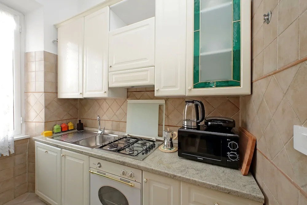 4bnb - Queen Mary Vatican Home