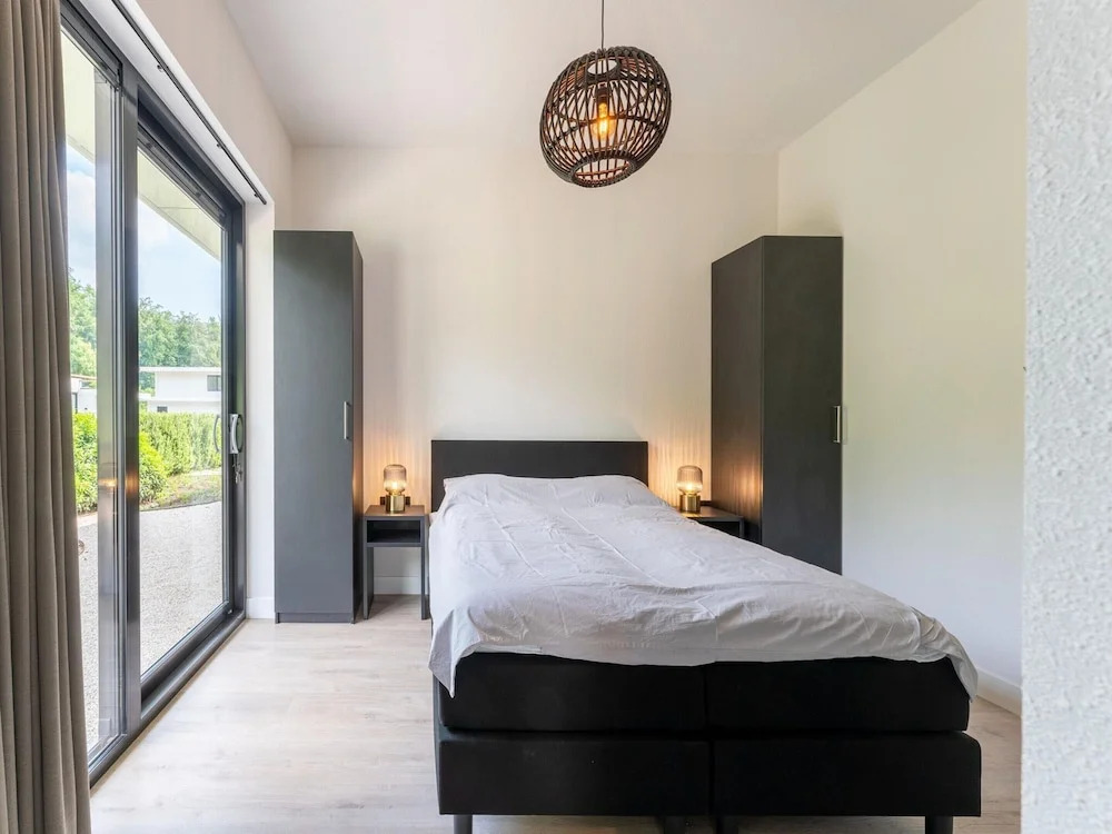 Villa With Sauna and Heated Pool Near Harderwijk