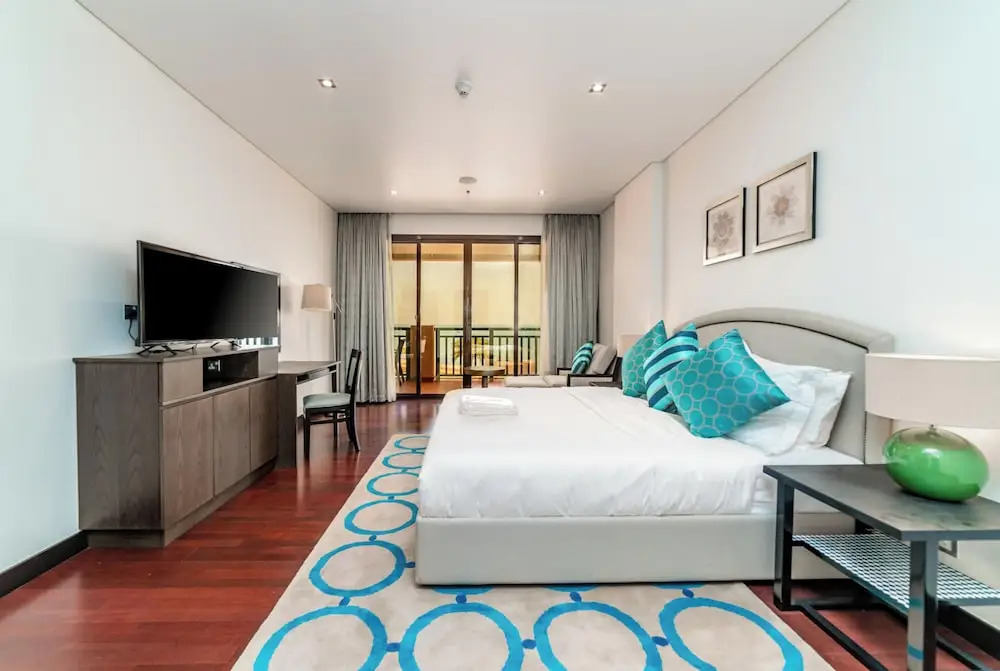 Luxe Getaways Royal Amwaj Palm Jumeirah Resort Apartment Holiday Home