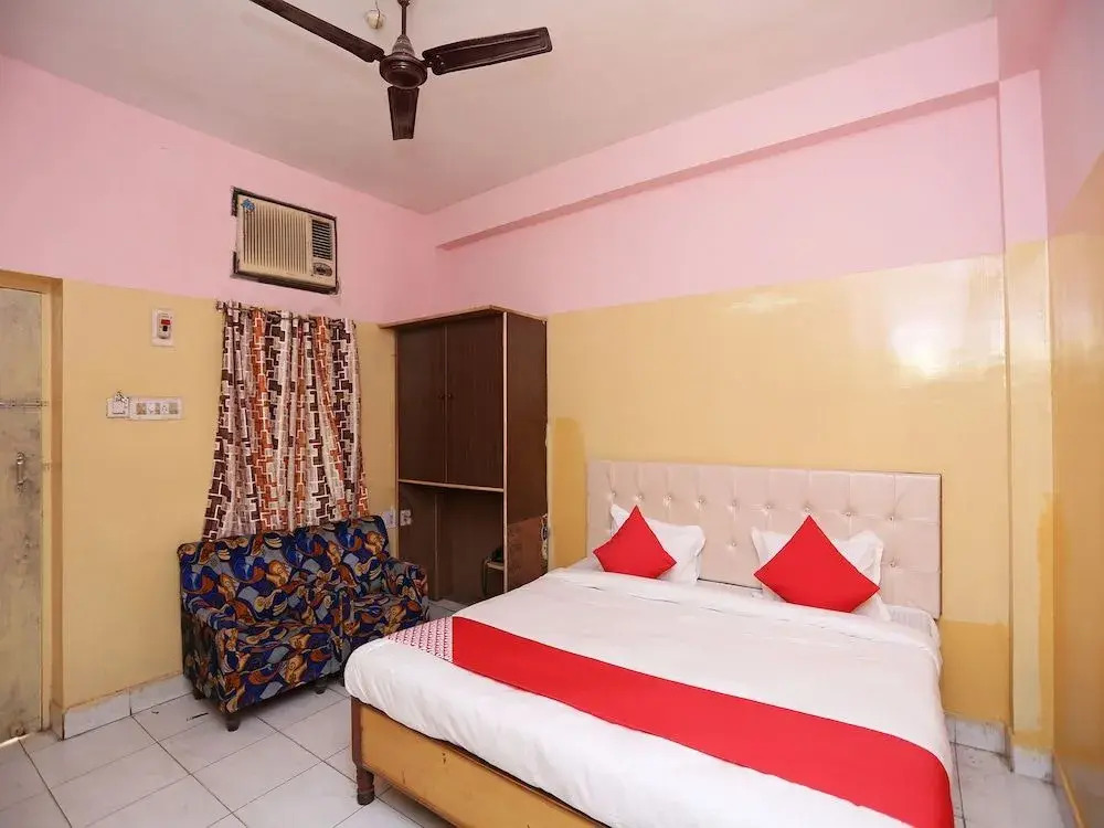 OYO 24845 Hotel Bhaba Lakshmi