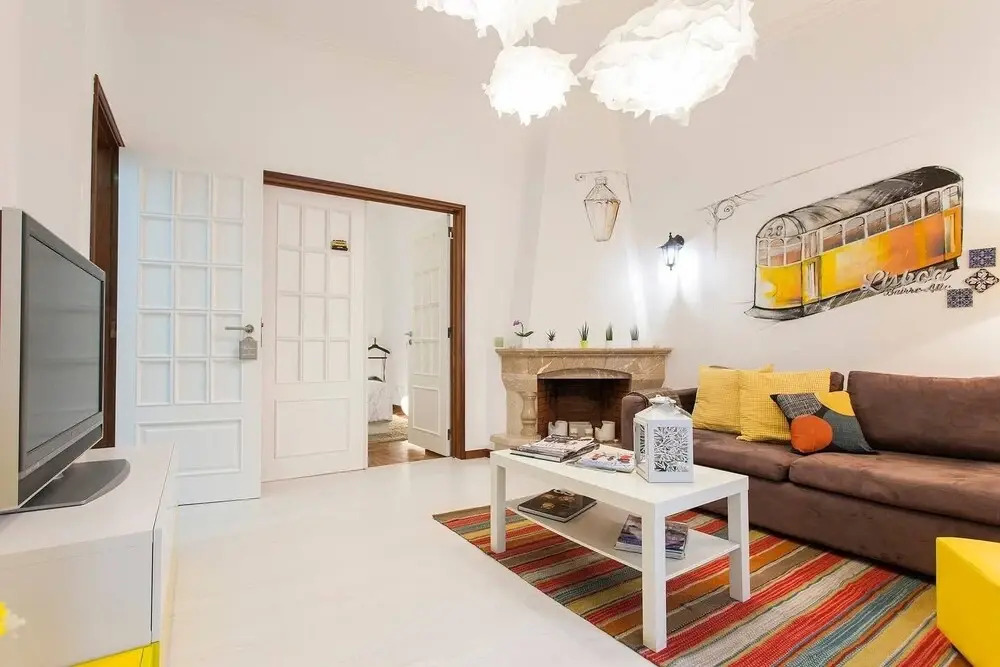 Ginjinha House - 4 Rooms - Bairro Alto - with AC by Lisbeyond