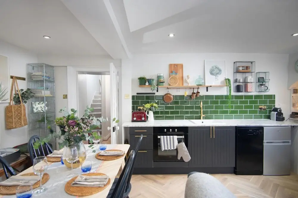 The Courtyard Apartment