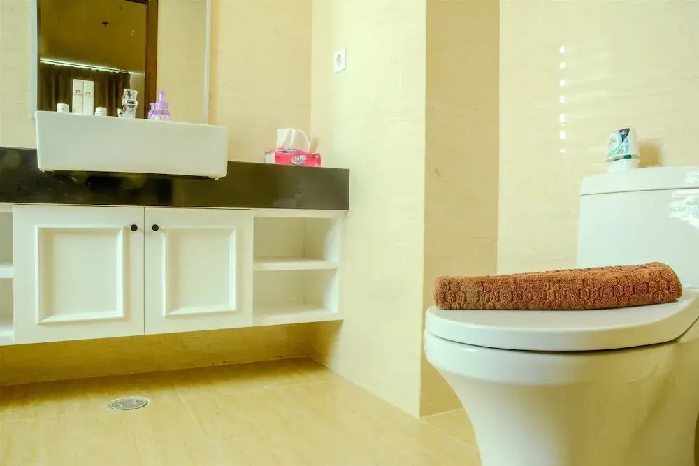 2 Bedrooms at Gallery West Apartment By Travelio