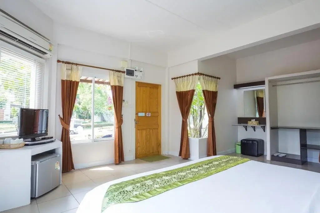 Villa Reina Resort