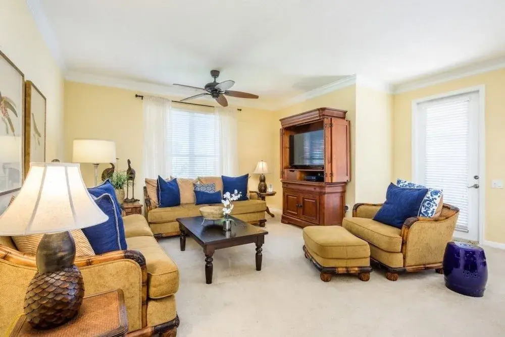 3 Bed 2 Bath Premium Lakeview L 1010 Condo