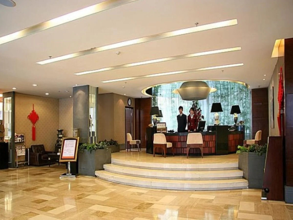 Longda Holiday Hotel