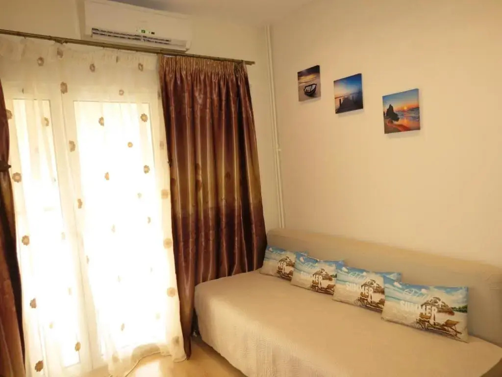 Nice studio next to the sea