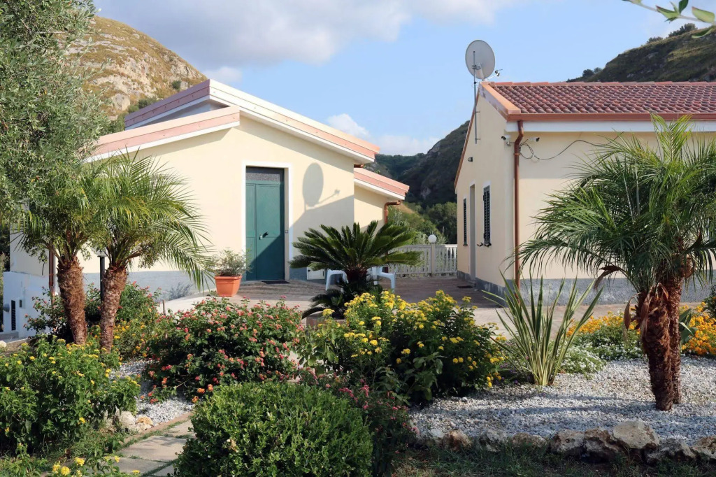 Villa Garden