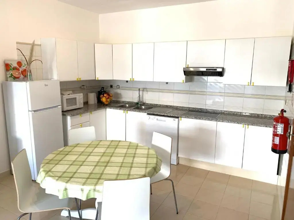 Andorinha 2 bedroom apart-close to the sea-Algarve