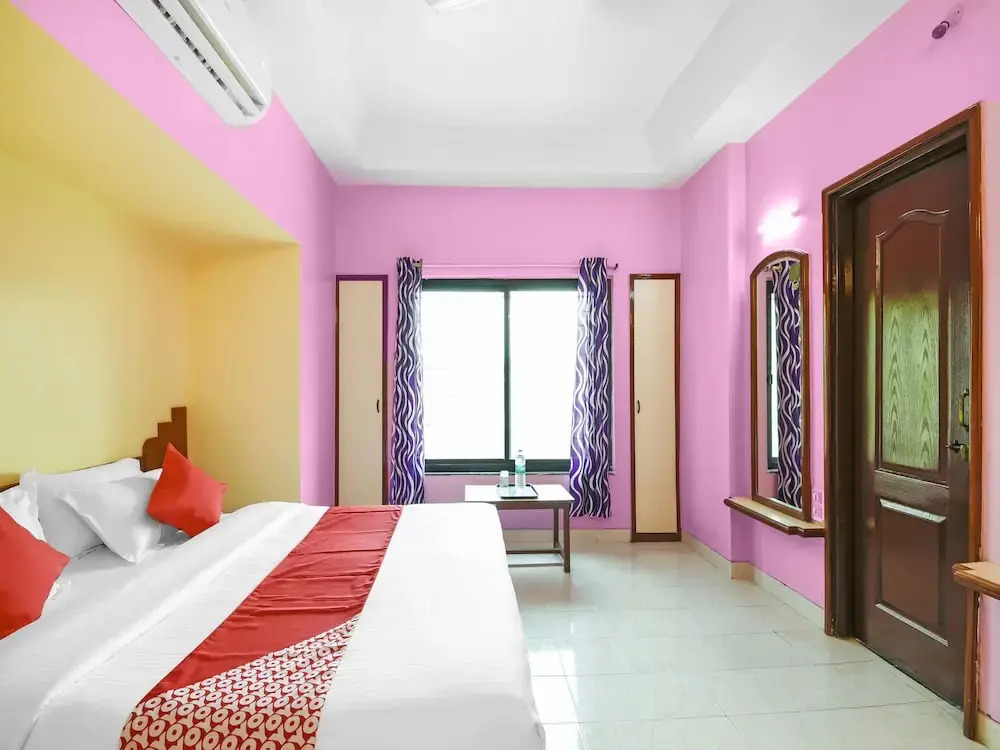 OYO 13926 Hotel Kala Laxmi