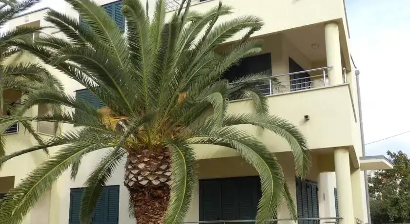 Villa Mia