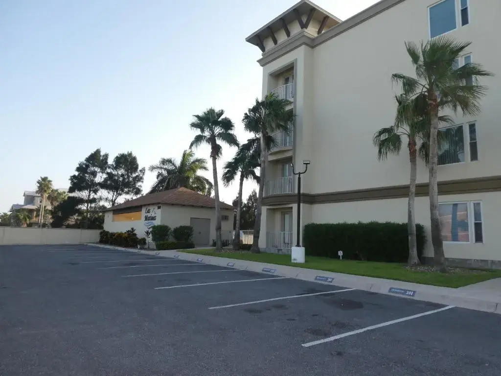 Las Marinas Condominiums 405