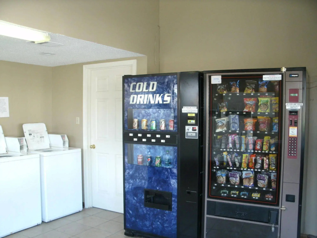 The Admiralty Suites & Inn Memphis Millington