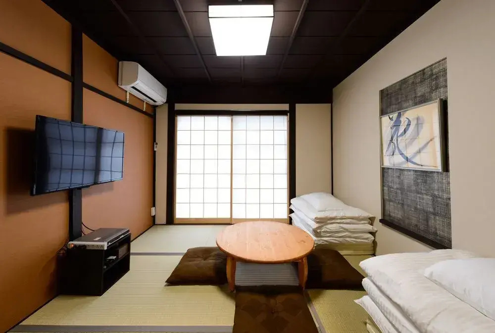 Shiki Homes - Tsuki