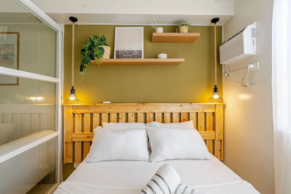 Cozy and Nature-inspired Studio Unit