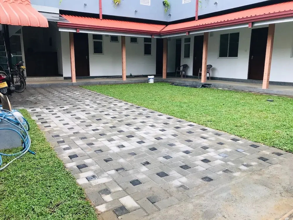 Emerald Coast Hotel Negombo