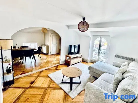 Historic House Aigle - Lake & Alps - Garden & BBQ