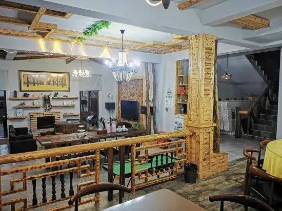 Yazhu Boutique Hostel