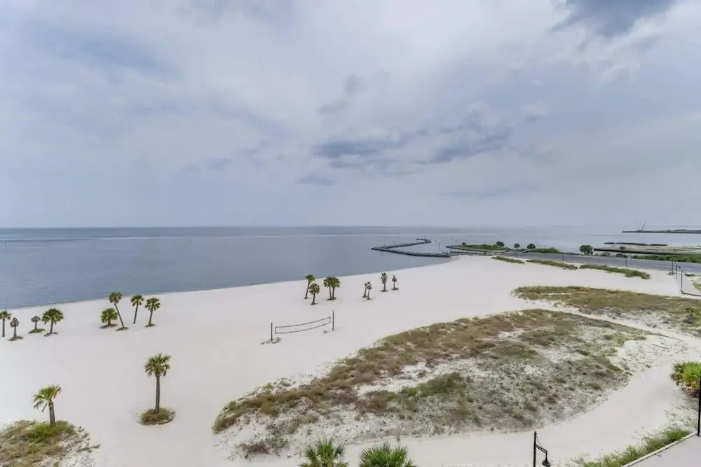 Endless Blue at the Gulf Watch