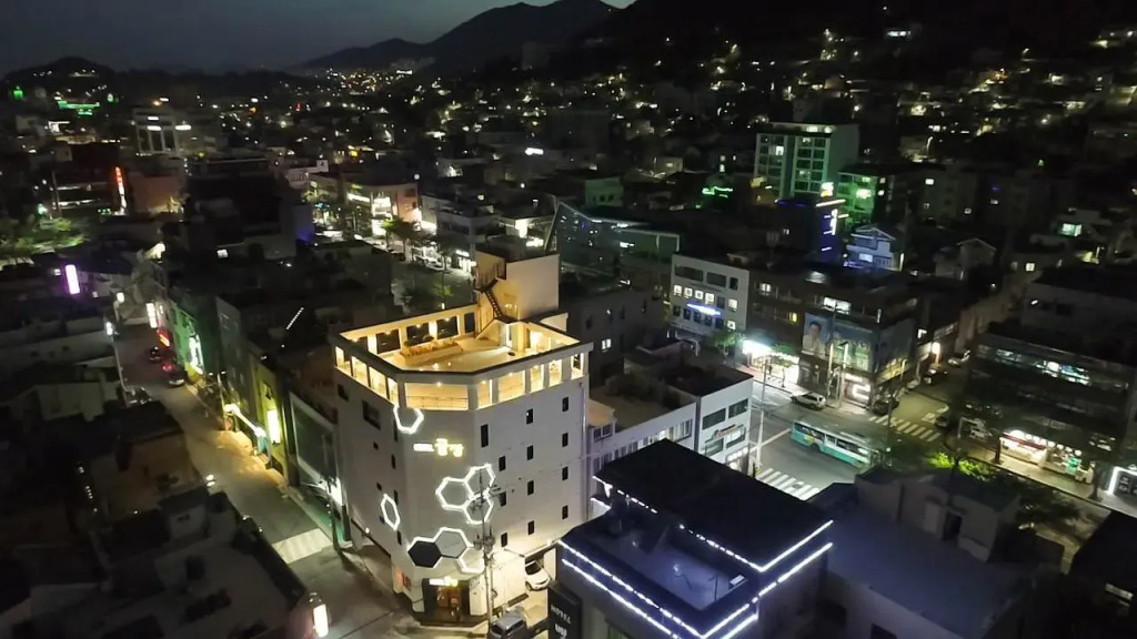 Hotel Ggulzam